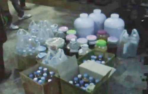 อย. บุกจับลอบขายน้ำหมักฯ เครือข่ายป้าเช็ง