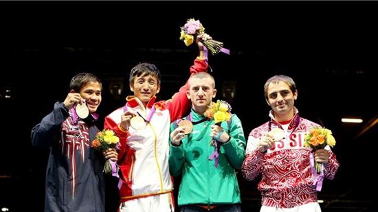 แก้ว พงษ์ประยูร