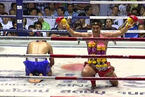 สมรักษ์ คัมแบ็ค ชนะน็อค ยอดวันเผด็จ มวยไฟต์พิเศษ