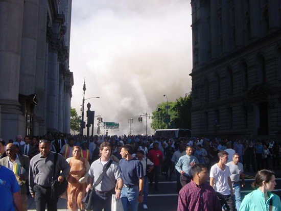 ตึกเวิลด์เทรดเซ็นเตอร์ ถล่ม เหตุการณ์ 9/11 