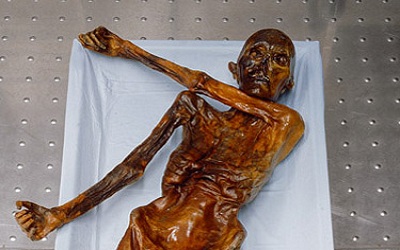 เอิตซี (Ötzi) 