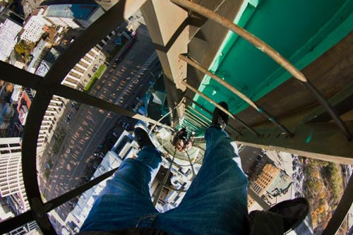 สกายวอล์กกิ้ง ภาพถ่ายแนวใหม่