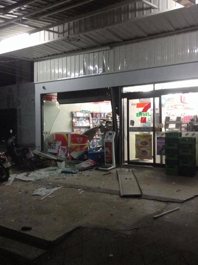 ยะลา ปัตตานี บึ้ม ATM เกือบ 10 จุด ยิงทหาร-ปล้นรถดับเพลิง