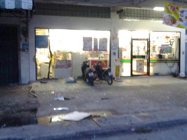 ยะลา ปัตตานี บึ้ม ATM เกือบ 10 จุด ยิงทหาร-ปล้นรถดับเพลิง