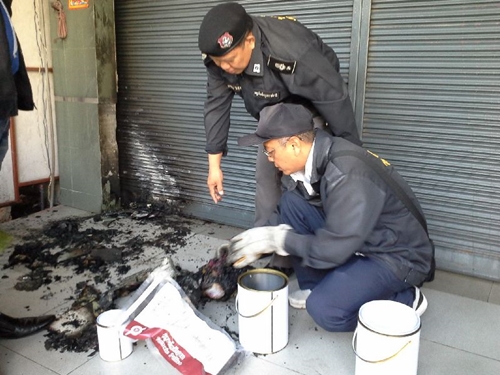 คลินิกหมอนิรันดร์ พิทักษ์วัชระ ถูกคนร้ายลอบวางเพลิง คาดโยงการเมือง