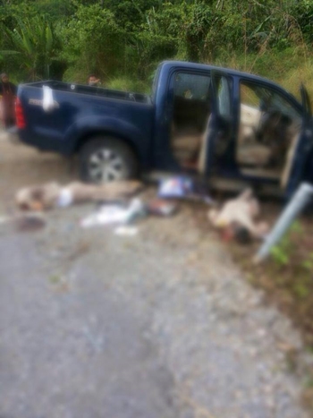 โจรใต้ยิงถล่มผู้ใหญ่บ้าน ตัดหัวผู้ช่วยโยนทิ้งข้างทาง ดับ 3 