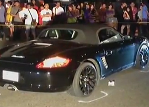 ค้นรถ เอ็กซ์ จักรกฤษณ์ เจอเครื่องอัดเสียงซุกช่องลับ-หมอนิ่ม โต้ท้อง