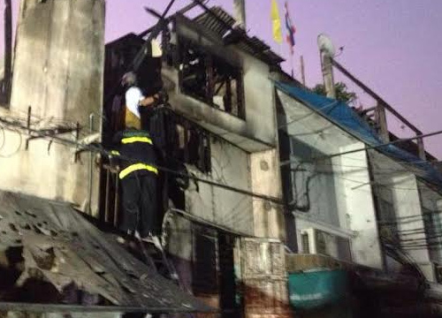 ไฟไหม้อาคารพาณิชย์ ประชาสงเคราะห์ 2 ดับยกครัว 4 ศพ