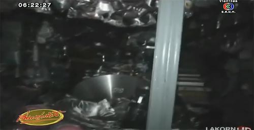 โคมลอยตกใส่สายไฟ-ร้านค้า-ทุ่งหญ้า ไฟไหม้วอด เสียหายหนัก