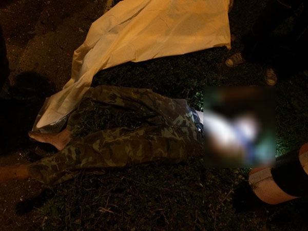 สิบล้อประสานงารถทัวร์กรุงเทพฯ-ภูเรือ ตาย 1 เจ็บระนาว  