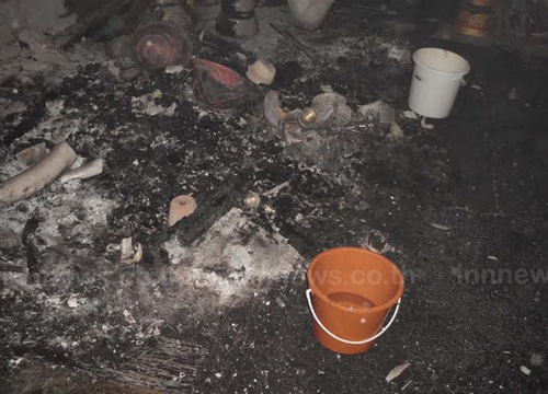 ไฟไหม้พระเจ้าใหญ่องค์ตื้อ จ.อุบลฯ อายุกว่าพันปี