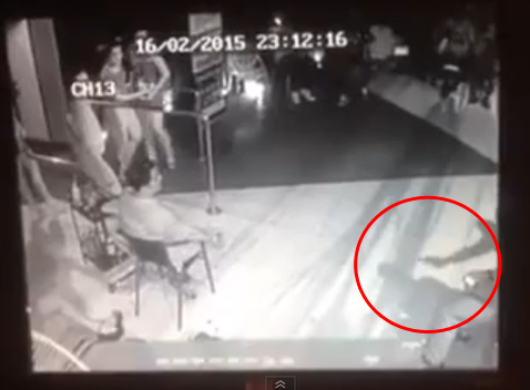 อุกอาจ จ่อยิงขมับการ์ดผับดัง APEX PUB วงจรปิดจับภาพชัด