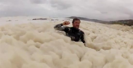 ปรากฏการณ์ทะเลโฟม ชายฝั่งออสเตรเลีย