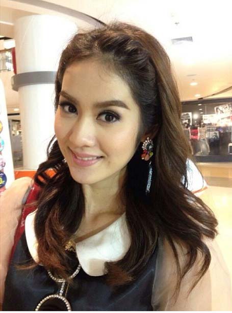 มะนาว ศรศิลป์ มณีวรรณ์