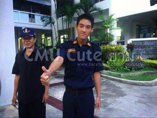 ยาม มช ก๊อต ยามหล่อ