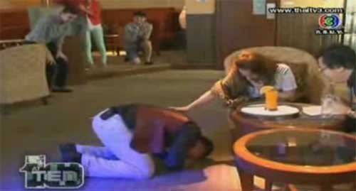 ตีสิบย้อนหลัง ยาห์ย่า แบ็คการ์ ลูกชายตามหาแม่ที่พลัดพรากกว่า 24 ปี กับวินาทีที่รอคอย 