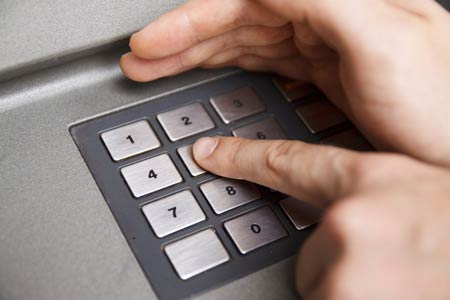 วิธีใช้เครื่องเอทีเอ็มอย่างปลอดภัย