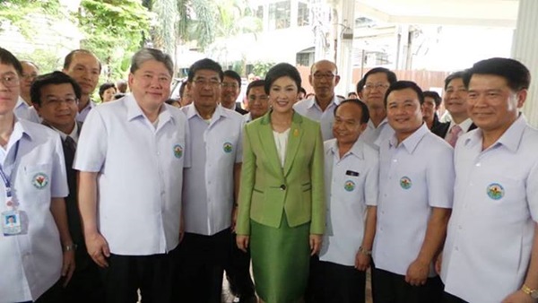 นายกยิ่งลักษณ์ เปิด โครงการฝากท้องทุกที่ฟรีทุกสิทธิ์  