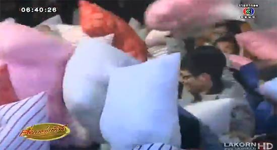 เทศกาลตีหมอน