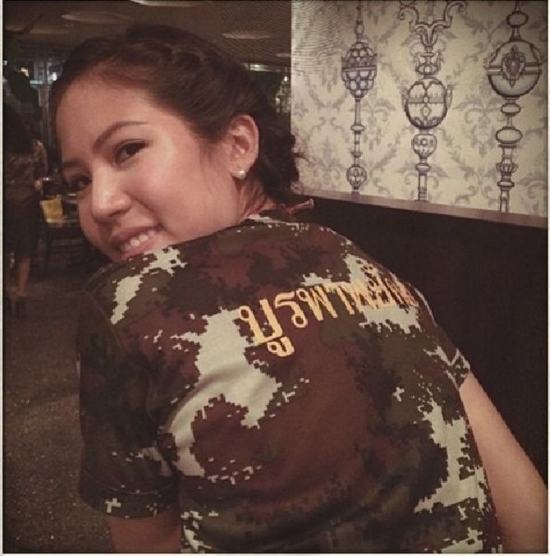 ปาร์ตี้วันเกิด ณัฐพล ทีปสุวรรณ แกนนำ กปปส. ใส่ชุดลายพราง 