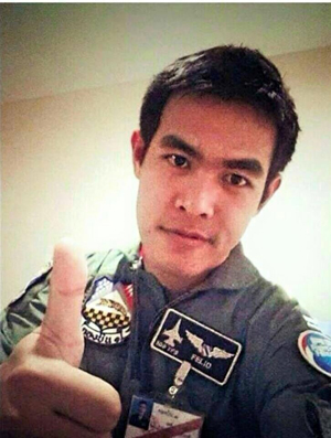 F16 ตก ชาวเน็ตร่วมไว้อาลัย ผู้กองเอฟ 