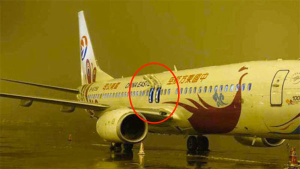 พี่จีนเอาอีกแล้ว ฉุนเครื่องดีเลย์ 7 ชั่วโมง เปิดประตูฉุกเฉินก่อนเครื่องบินขึ้นฟ้า 