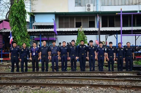 พระเทพเสด็จรถไฟ