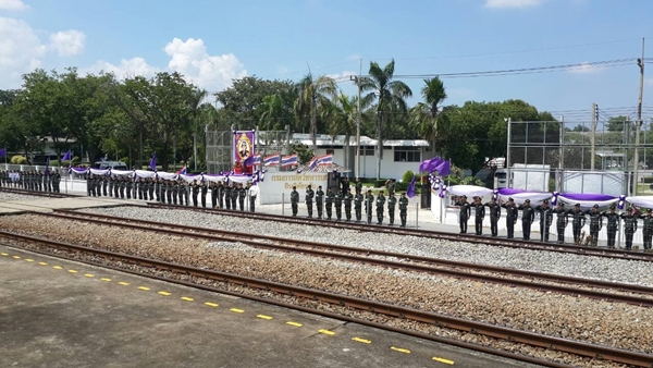 พระเทพเสด็จรถไฟ