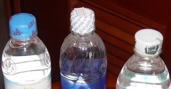 ลงนามเลิกใช้พลาสติกหุ้มฝาขวดน้ำดื่ม