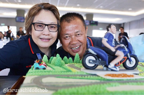 เนวิน ชิดชอบ เปิดสนามแข่งรถ F1 ฉลองวันเกิด 56 ปี  