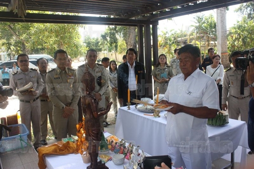 โรงเรียนเฮี้ยน เจอผีตามหลอนแทบคลั่ง สั่งทำพิธีปลดปล่อยวิญญาณ