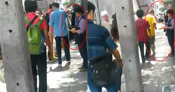 ผุดอีก คลิปคุณป้าหัวหมอ แจกสติ๊กเกอร์คนเดินเท้า-เรียกเก็บเงิน