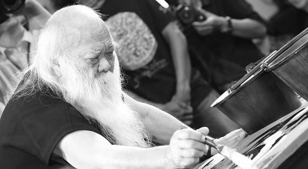 ดร.ถวัลย์ ดัชนี ศิลปินแห่งชาติ เสียชีวิตแล้วด้วยวัย 74 ปี