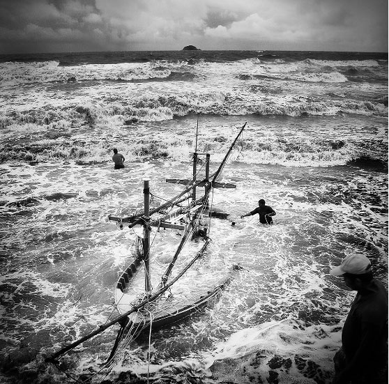 พายุและคลื่น คลื่นและลม #1 ผลงานของ นายกรศร ประกอบของ