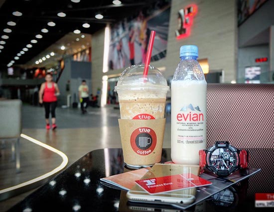 นายแบบได้บัตรคนจน