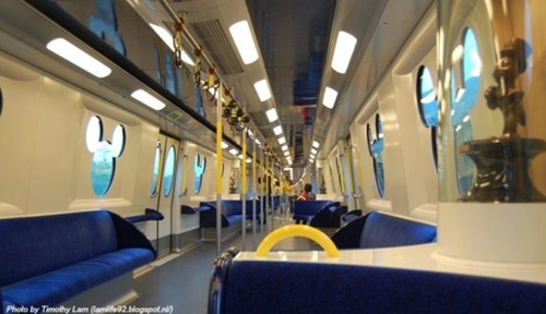 รถไฟใต้ดินธีมดิสนีย์