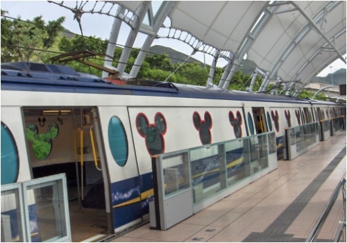 รถไฟใต้ดินธีมดิสนีย์