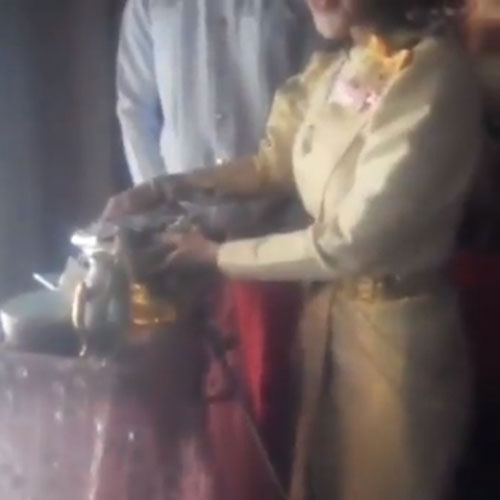 ร่างทรง ร.9