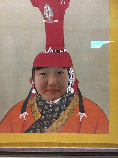 นักเรียนญี่ปุ่นเจอภาพเจ้าหญิงในพิพิธภัณฑ์เหมือนตัวเองเป๊ะ