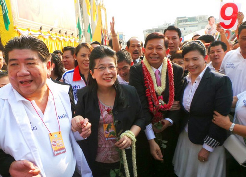 โพลเผย พงศพัศ ยังแรง - สุขุมพันธุ์ ยังไม่ตกมาก