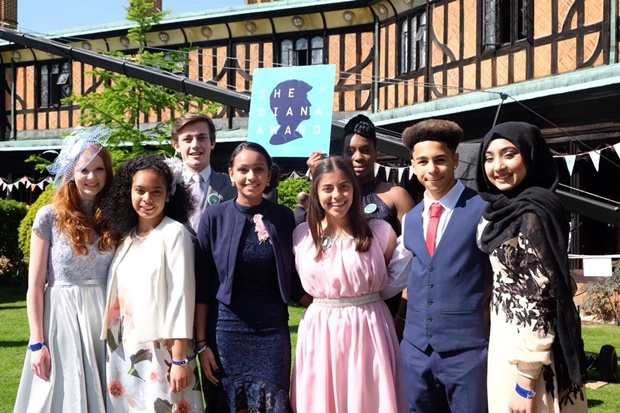 พิธีเสกสมรส เจ้าชายแฮร์รี่