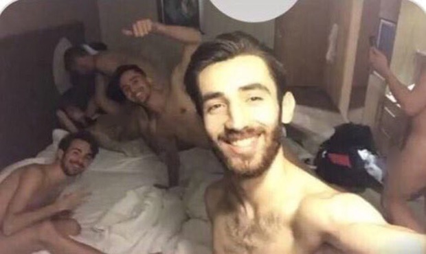 แฉภาพนักกีฬาเทควันโดชาย จัดเซ็กส์หมู่