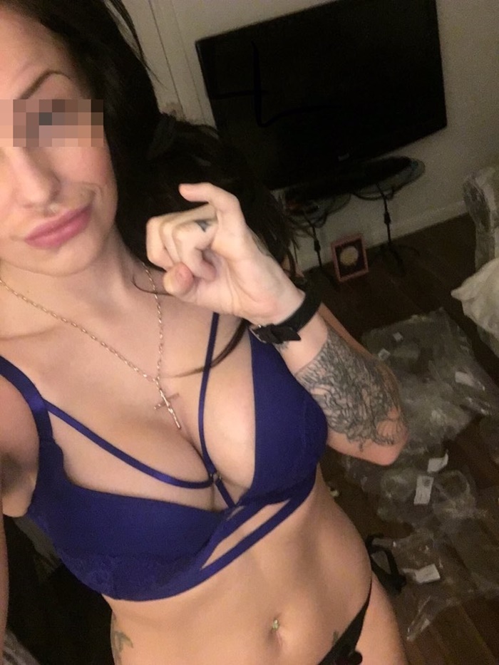 กิ๊กผัวชาวบ้าน