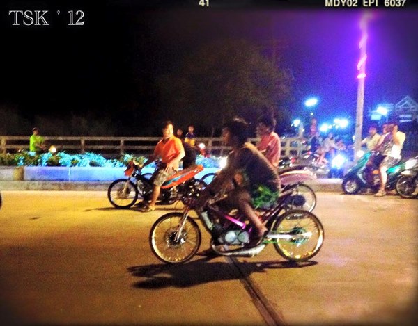 สนามแข่งรถย่านสะพานใหม่