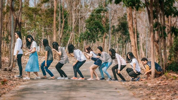 ภาพถ่ายนอกรอบก่อนเรียนจบ