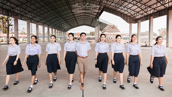 ภาพถ่ายนอกรอบก่อนเรียนจบ