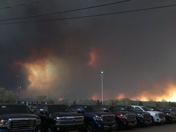 ไฟป่าครั้งใหญ่ในแคนาดา