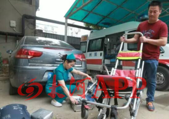 หน่วยพยาบาลเดินขึ้น-ลงตึกไฟดับ 26 ชั้น พาหญิงท้องส่งโรงพยาบาล