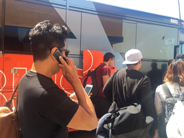 จอม เพชรประดับ