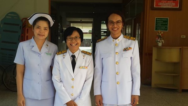 หมอท็อฟฟี่ นพ.พิเชษฐ พันธุมา